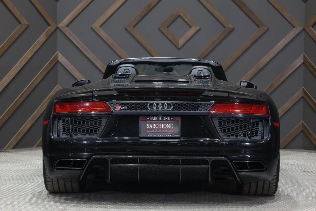 Used 2018 Audi R8 V10 plus image 50