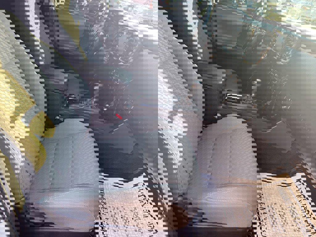 Used 2020 Toyota Tacoma SR image 18