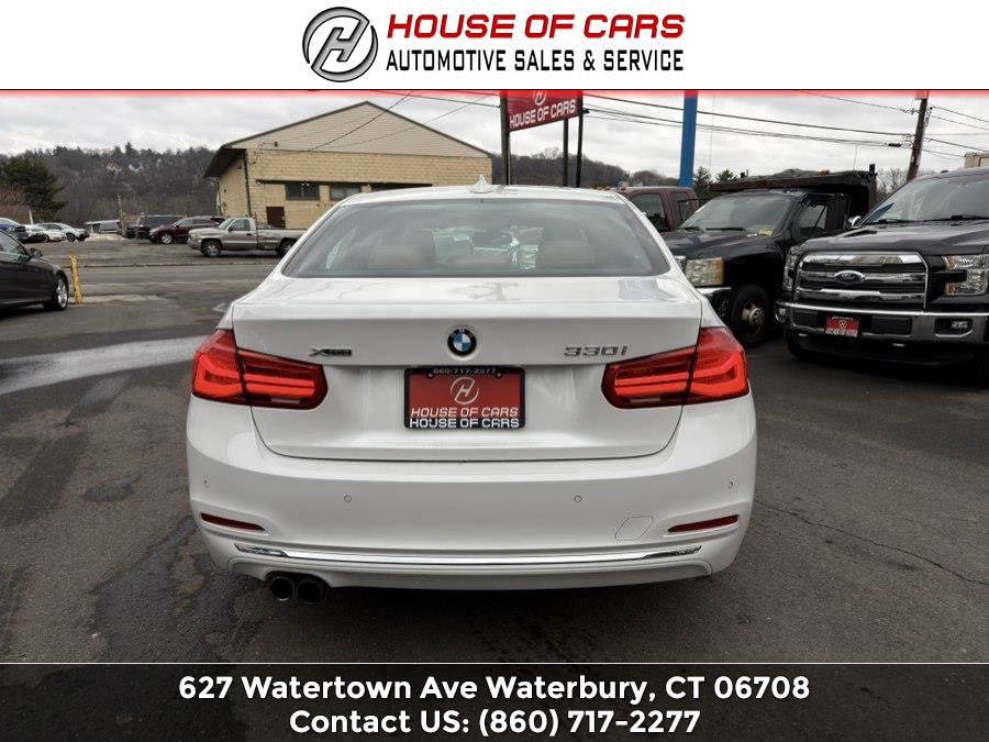 Used 2017 BMW 330i xDrive Sedan image 9