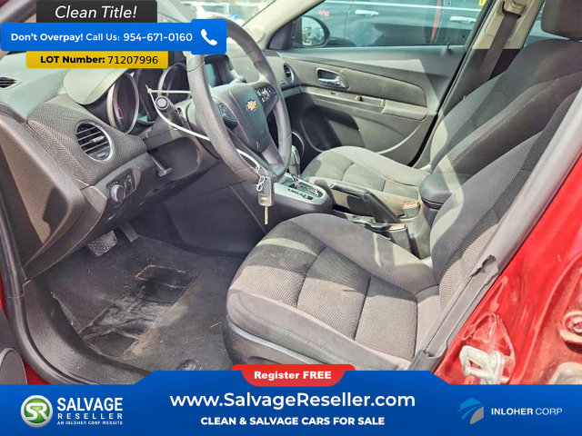 Used 2016 Chevrolet Cruze LT w/ Sun And Sound Package FWD image 9