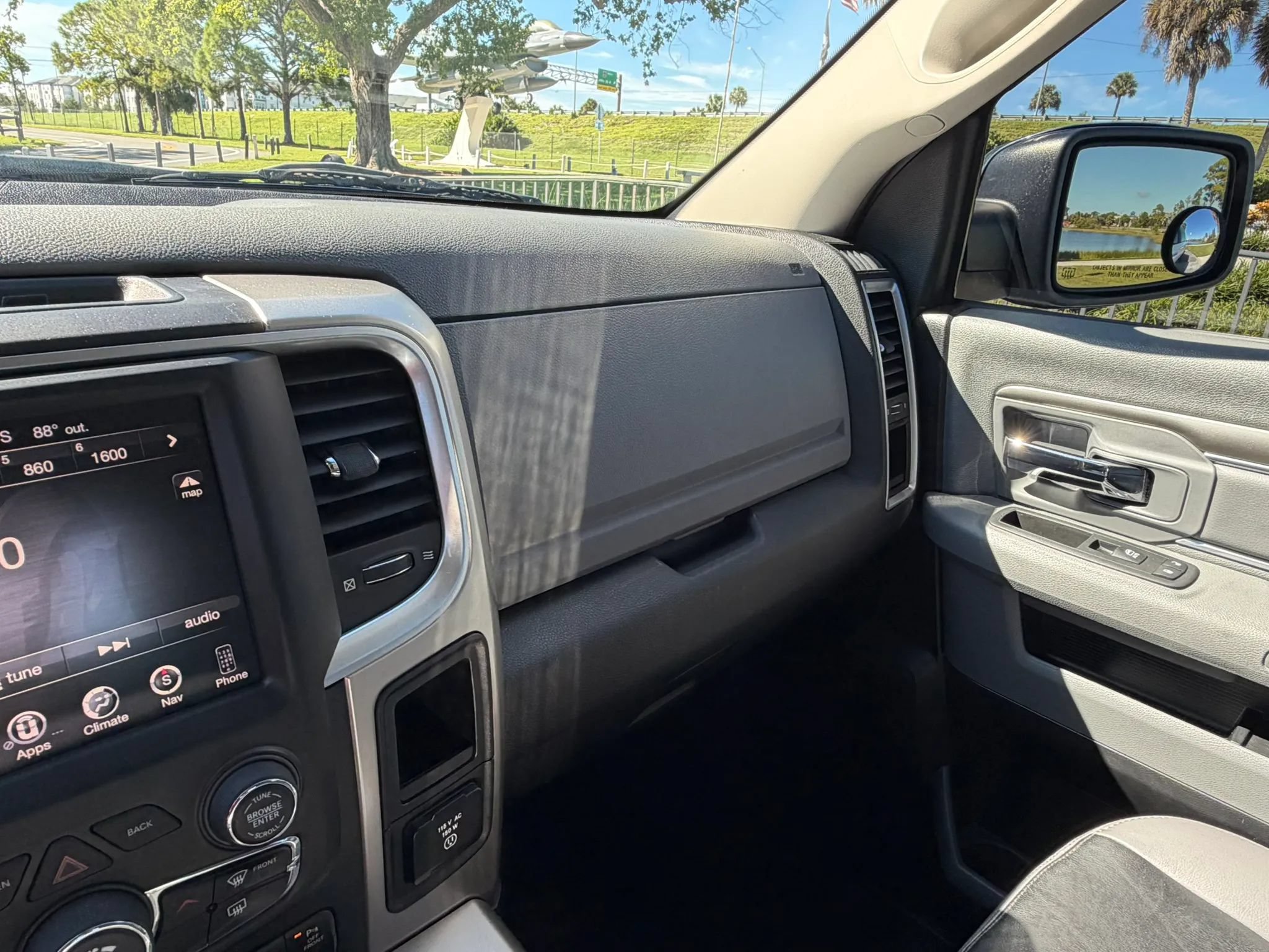 Used 2014 RAM 1500 Big Horn AWD/4WD image 45