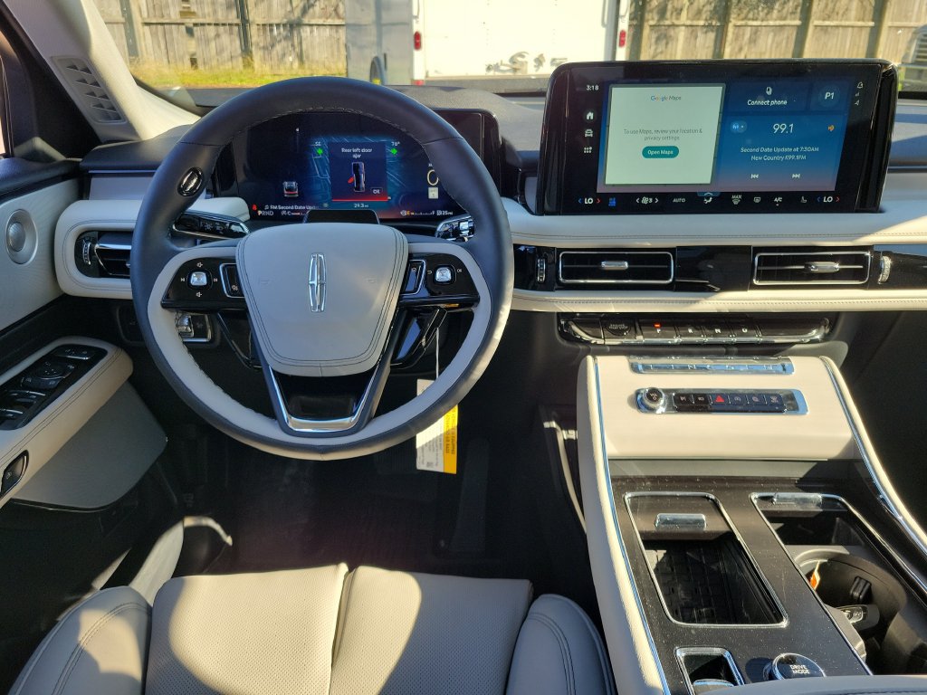 New 2027 Lincoln Aviator Reserve AWD/4WD image 12