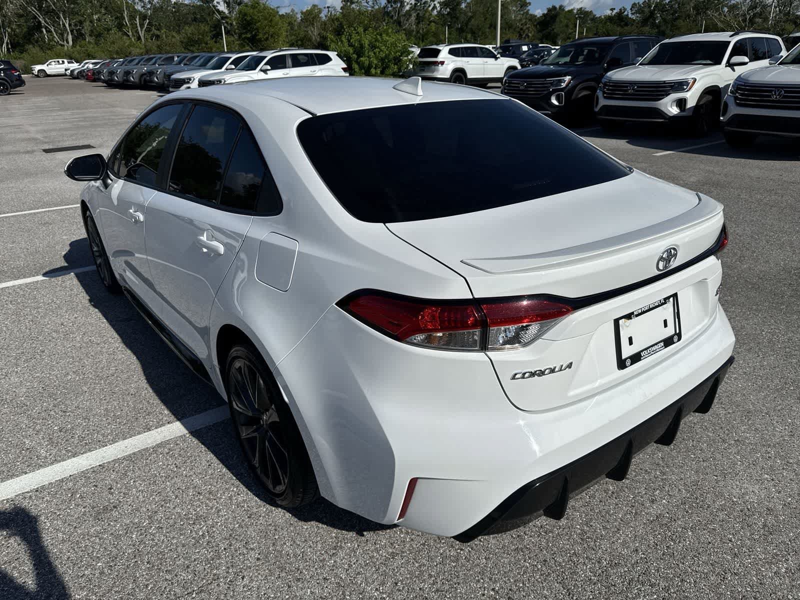 Used 2023 Toyota Corolla SE FWD image 12