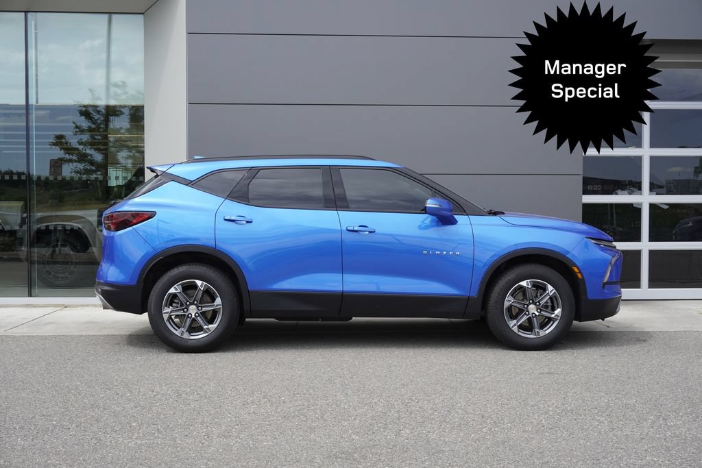 Used 2024 Chevrolet Blazer LT AWD/4WD image 7