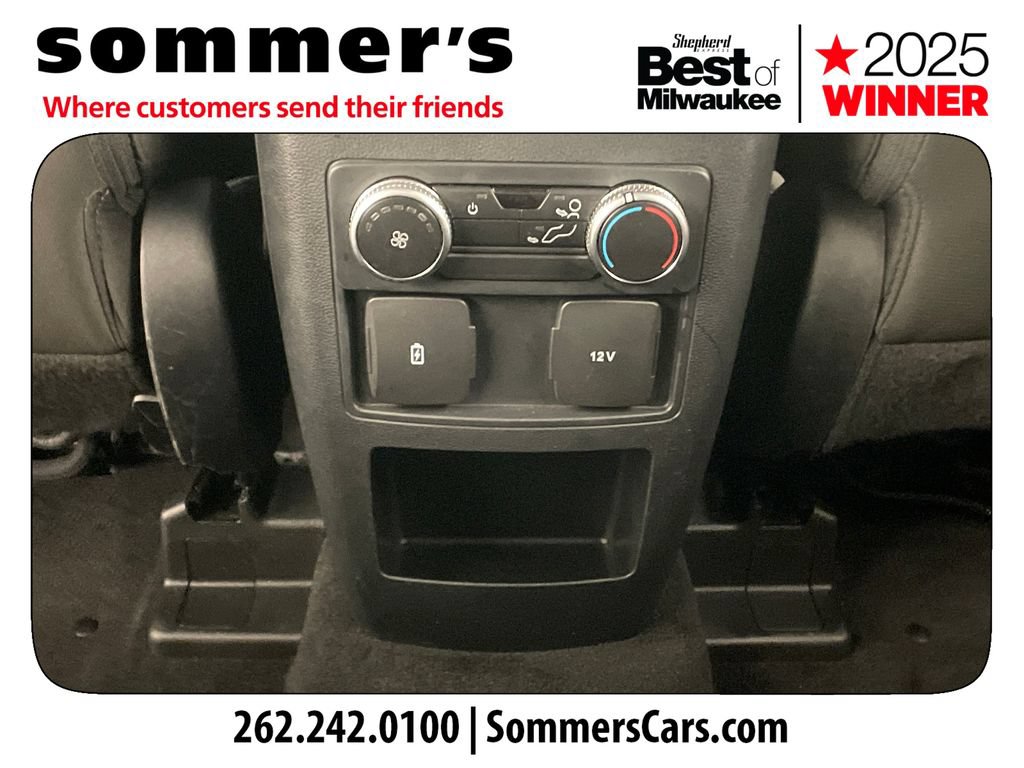 Used 2021 Ford Explorer XLT w/ Class III Trailer Tow Package AWD/4WD image 22