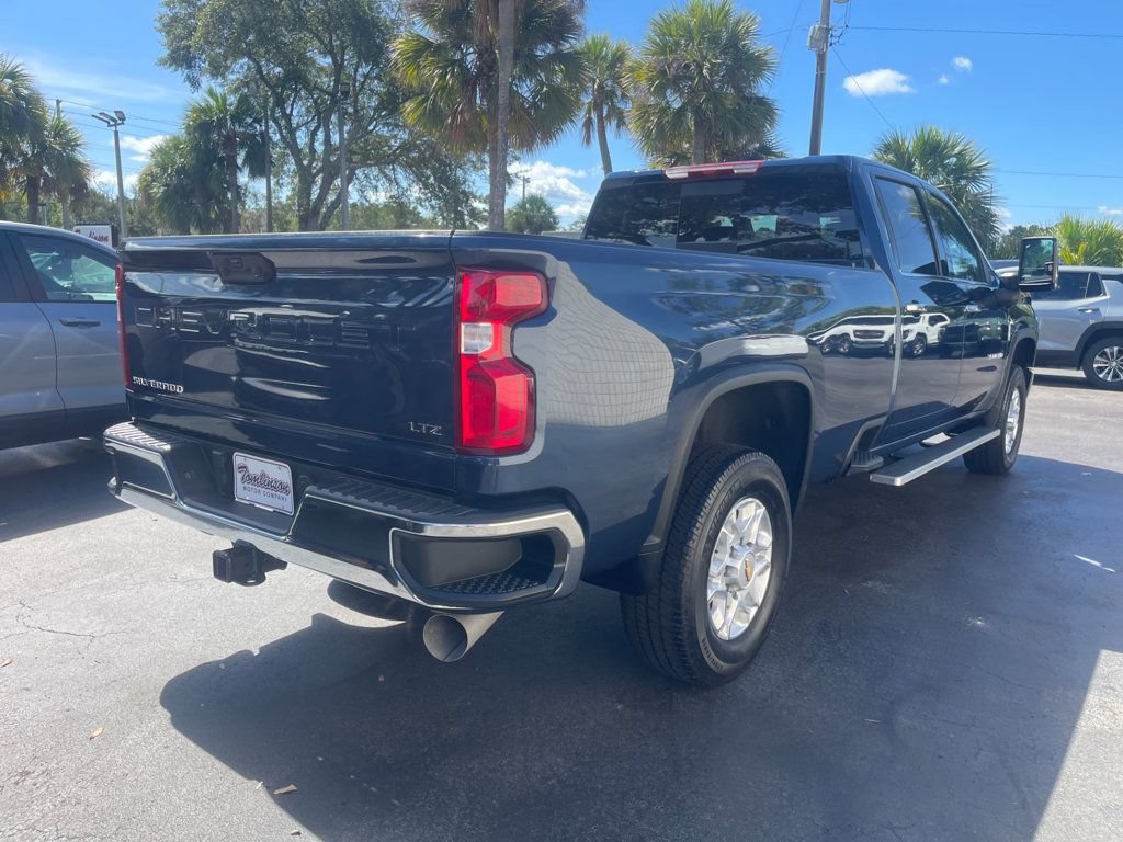 Used 2021 Chevrolet Silverado 3500 LTZ w/ LTZ Convenience Package AWD/4WD image 6
