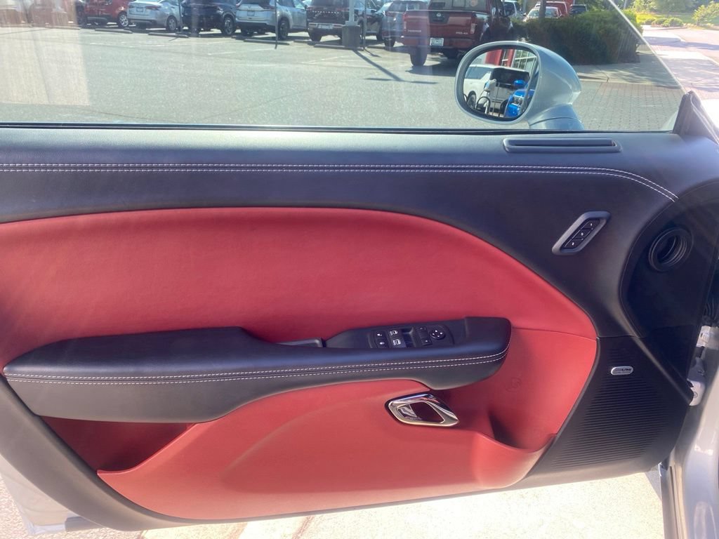 Used 2023 Dodge Challenger SRT Hellcat w/ Driver Convenience Group RWD image 15