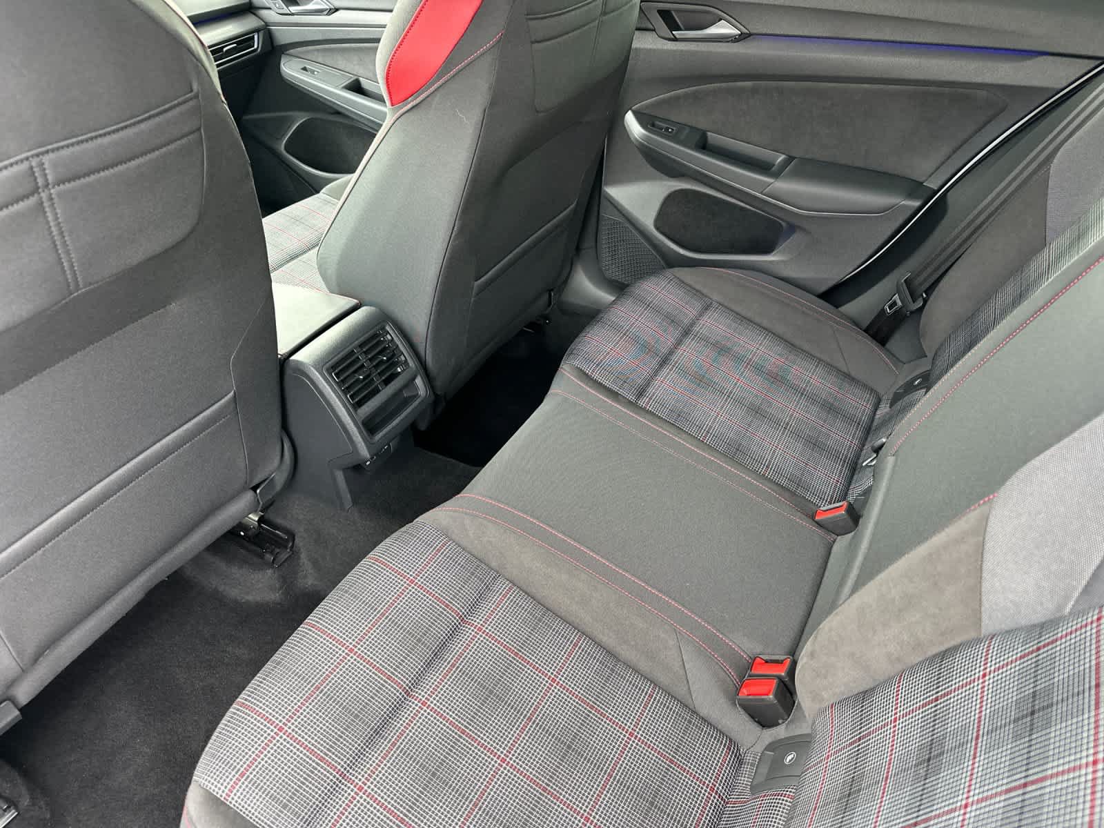 Used 2023 Volkswagen GTI SE FWD image 4