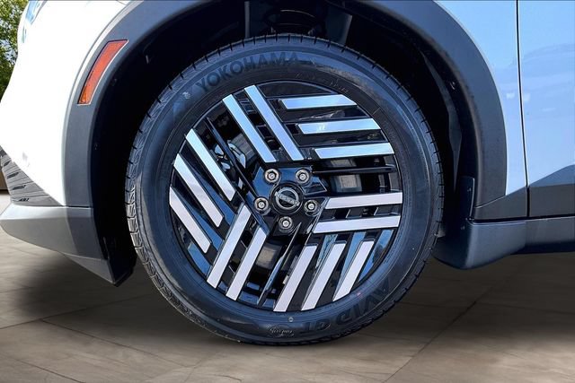 New 2026 Nissan Leaf SV+ w/ Floor Mat Package (SV+) FWD image 12
