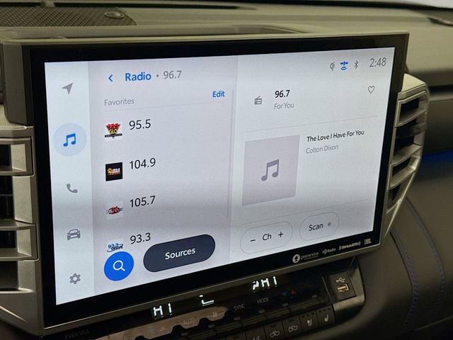 Used 2024 Toyota Tundra Platinum image 17