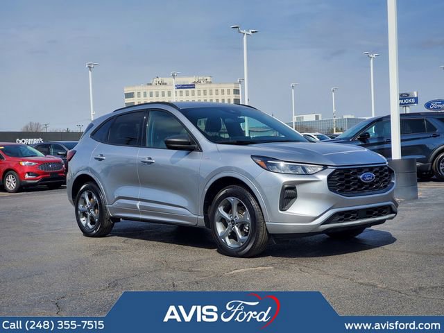 Used 2023 Ford Escape ST-Line w/ Tech Pack #1 image 2