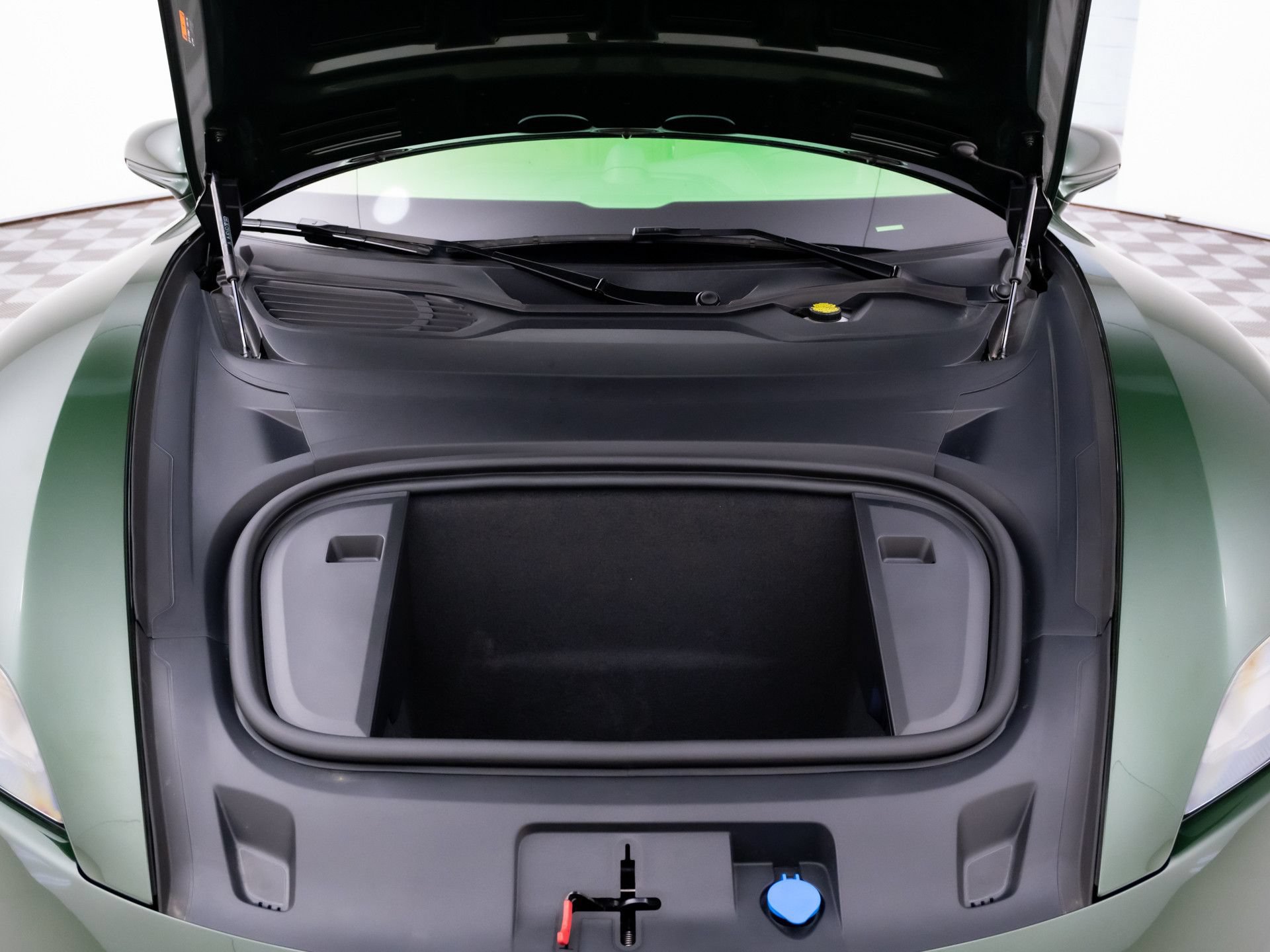 New 2026 Porsche Taycan AWD/4WD image 29