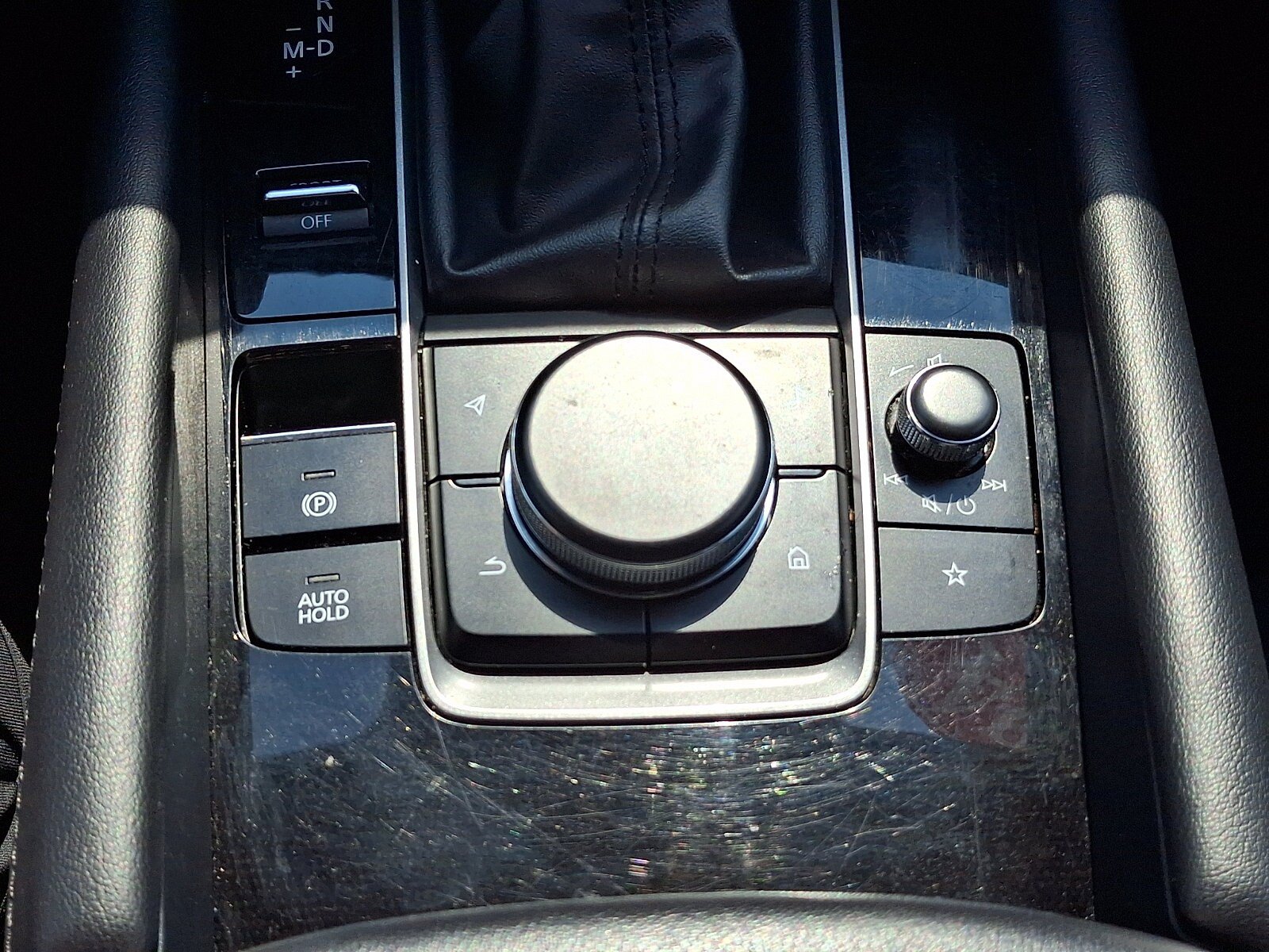 Used 2024 MAZDA MAZDA3 s FWD image 15