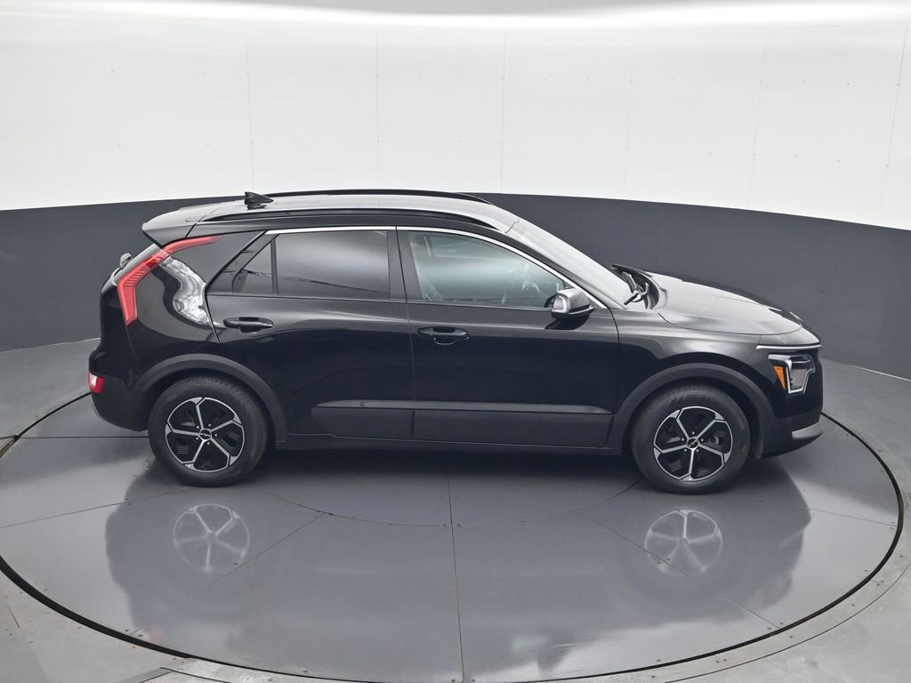 Used 2023 Kia Niro EX FWD image 16