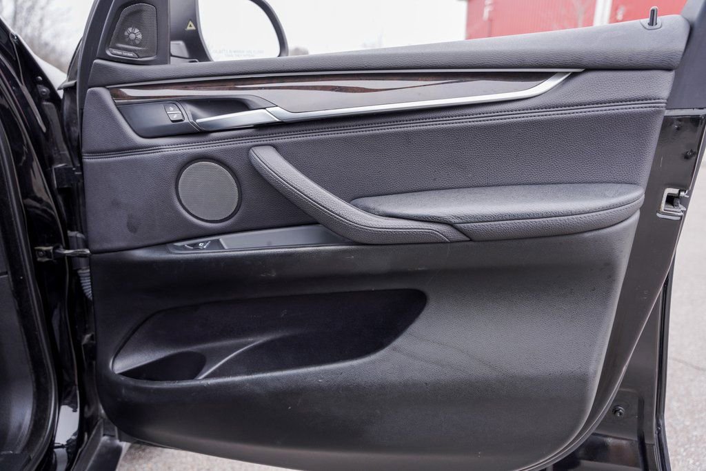 Used 2016 BMW X5 xDrive35d image 41