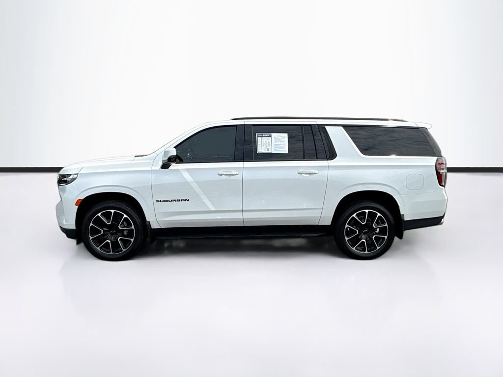 Used 2023 Chevrolet Suburban RST w/ Sport Performance Package AWD/4WD image 4