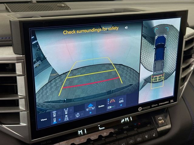 Used 2024 Toyota Tundra Platinum image 16