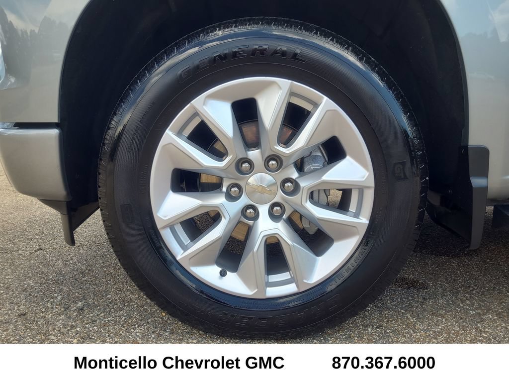 Used 2024 Chevrolet Silverado 1500 Custom RWD image 11