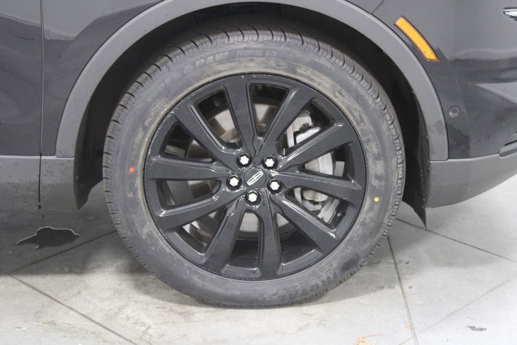 Used 2022 Lincoln Nautilus Reserve w/ Equipment Group 201A image 13