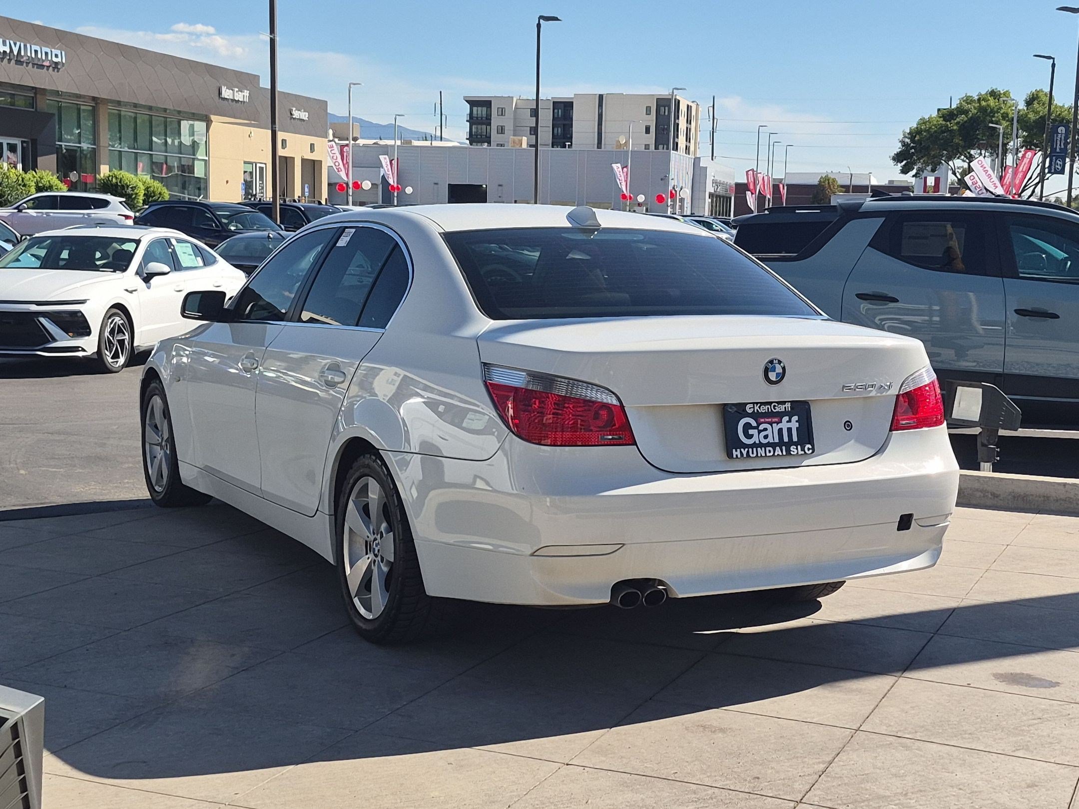 Used 2007 BMW 530xi Sedan AWD/4WD image 7