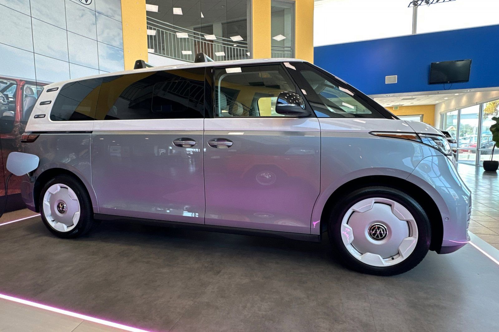 New 2025 Volkswagen ID. Buzz 1st Edition image 2