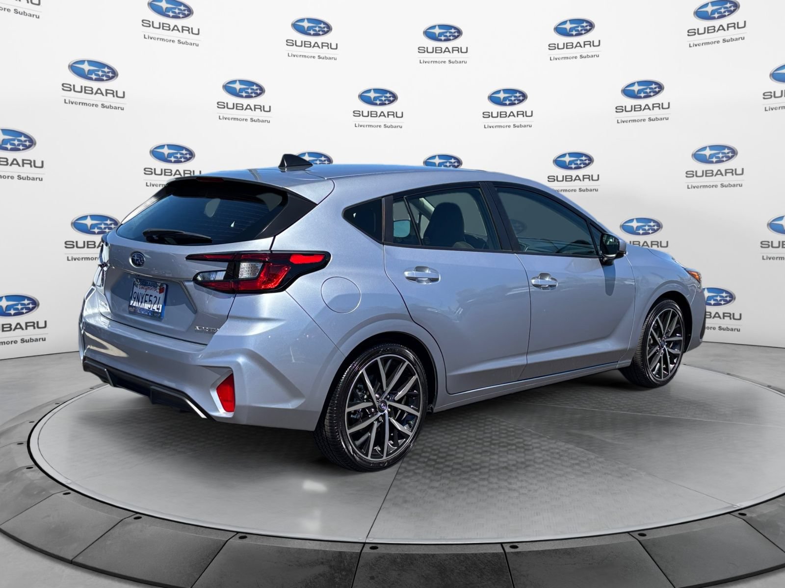 Used 2024 Subaru Impreza 2.0i Sport w/ Popular Package #1 AWD/4WD image 5