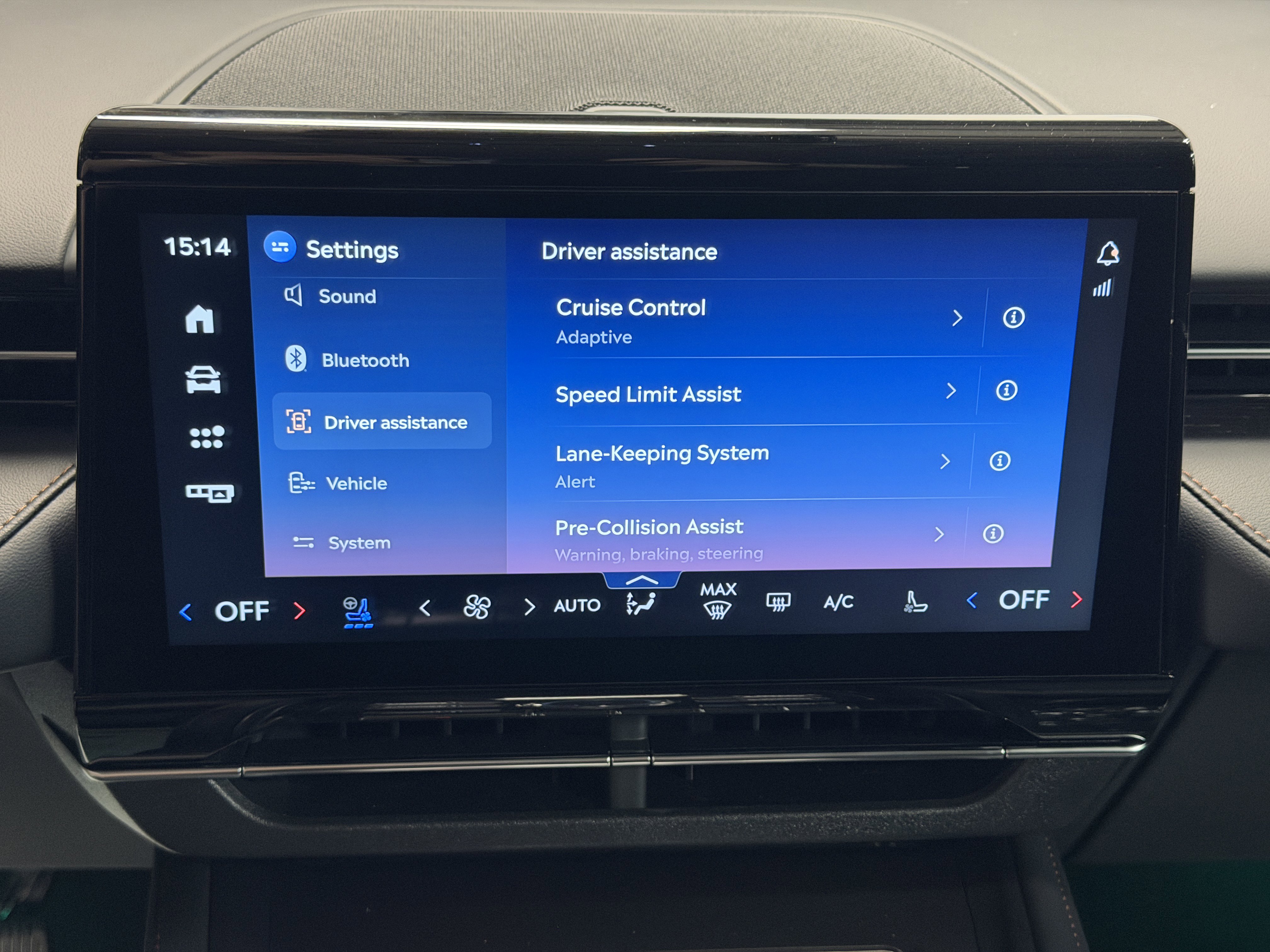 New 2026 Lincoln Nautilus Reserve w/ Jet Appearance Package AWD/4WD image 9