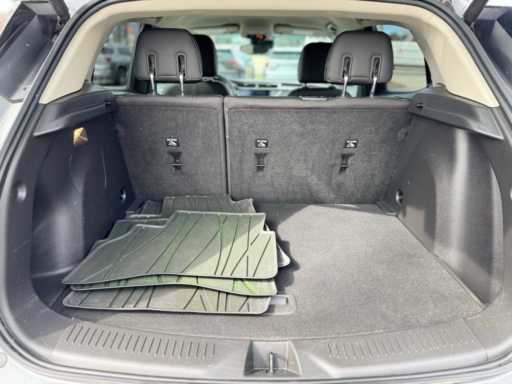 Used 2023 Buick Encore GX Select w/ Sport Touring Package image 5