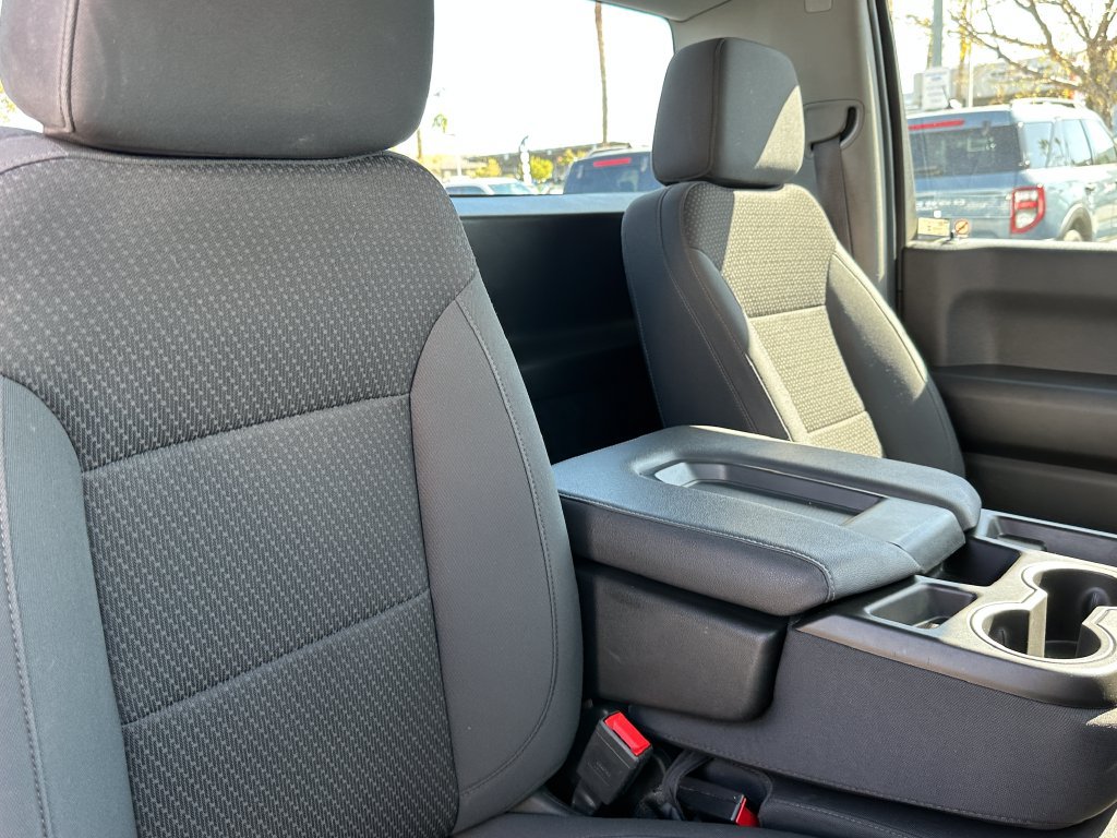 Used 2025 Chevrolet Silverado 1500 W/T RWD image 17