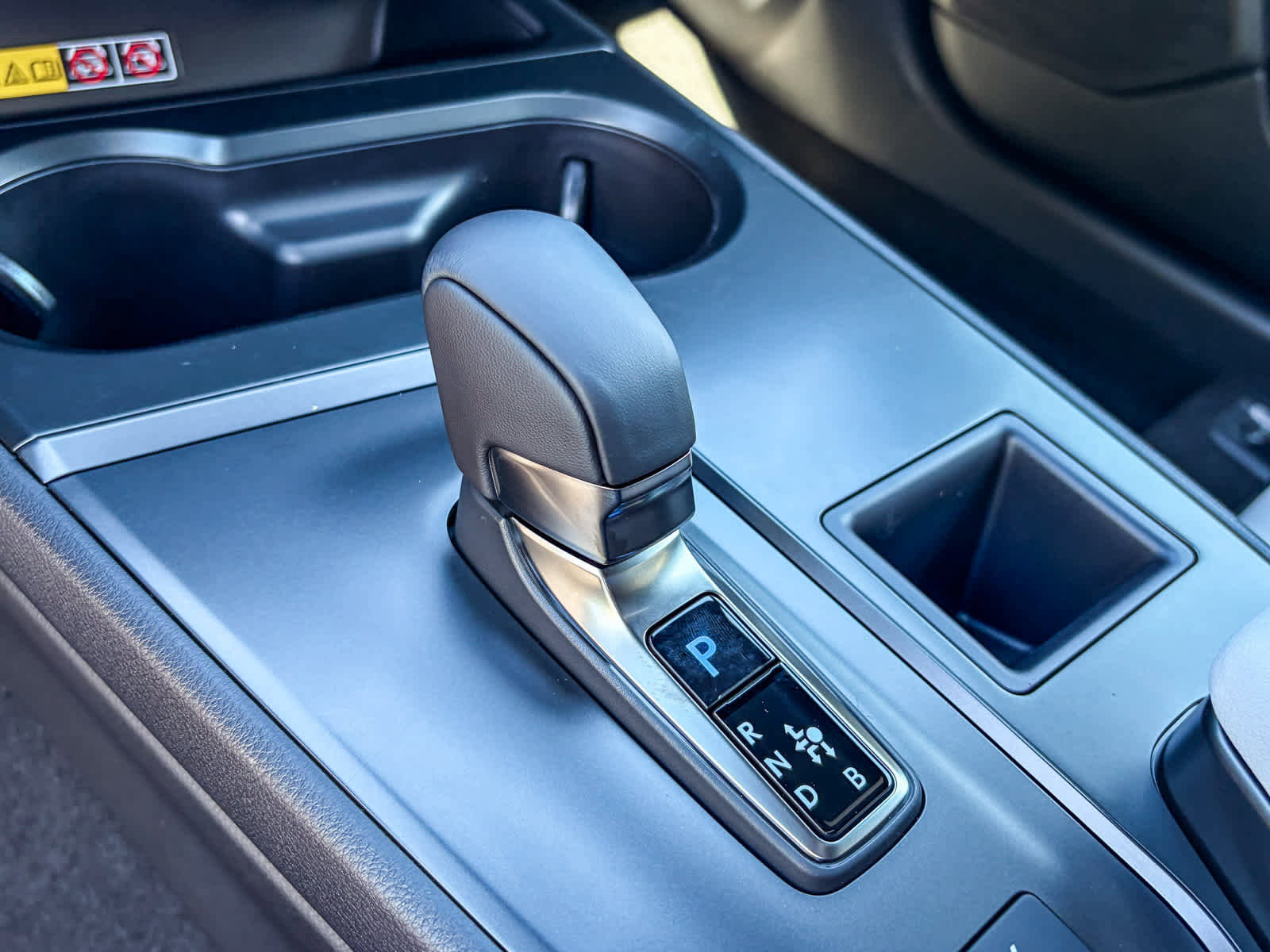 New 2026 Lexus UX 300h FWD image 21