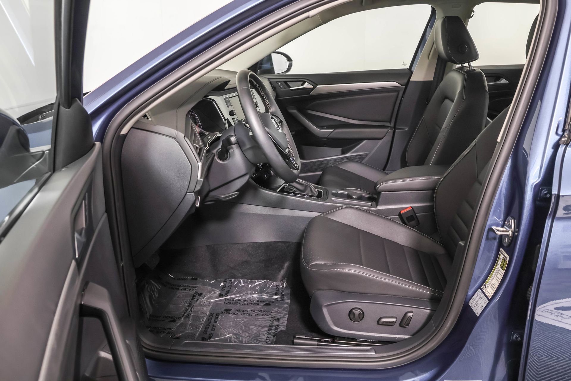 Used 2021 Volkswagen Jetta SE FWD image 7