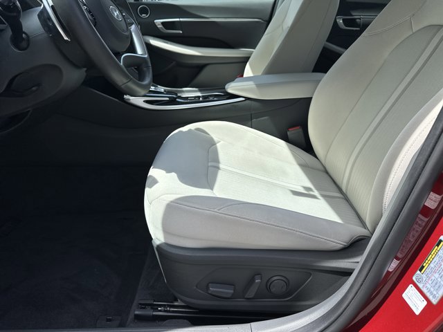 Used 2023 Hyundai Sonata SEL w/ Cargo Package image 11