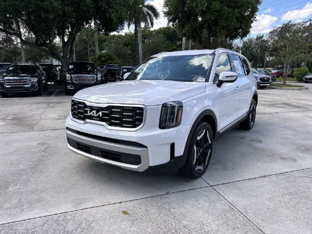 Used 2023 Kia Telluride S AWD/4WD image 20