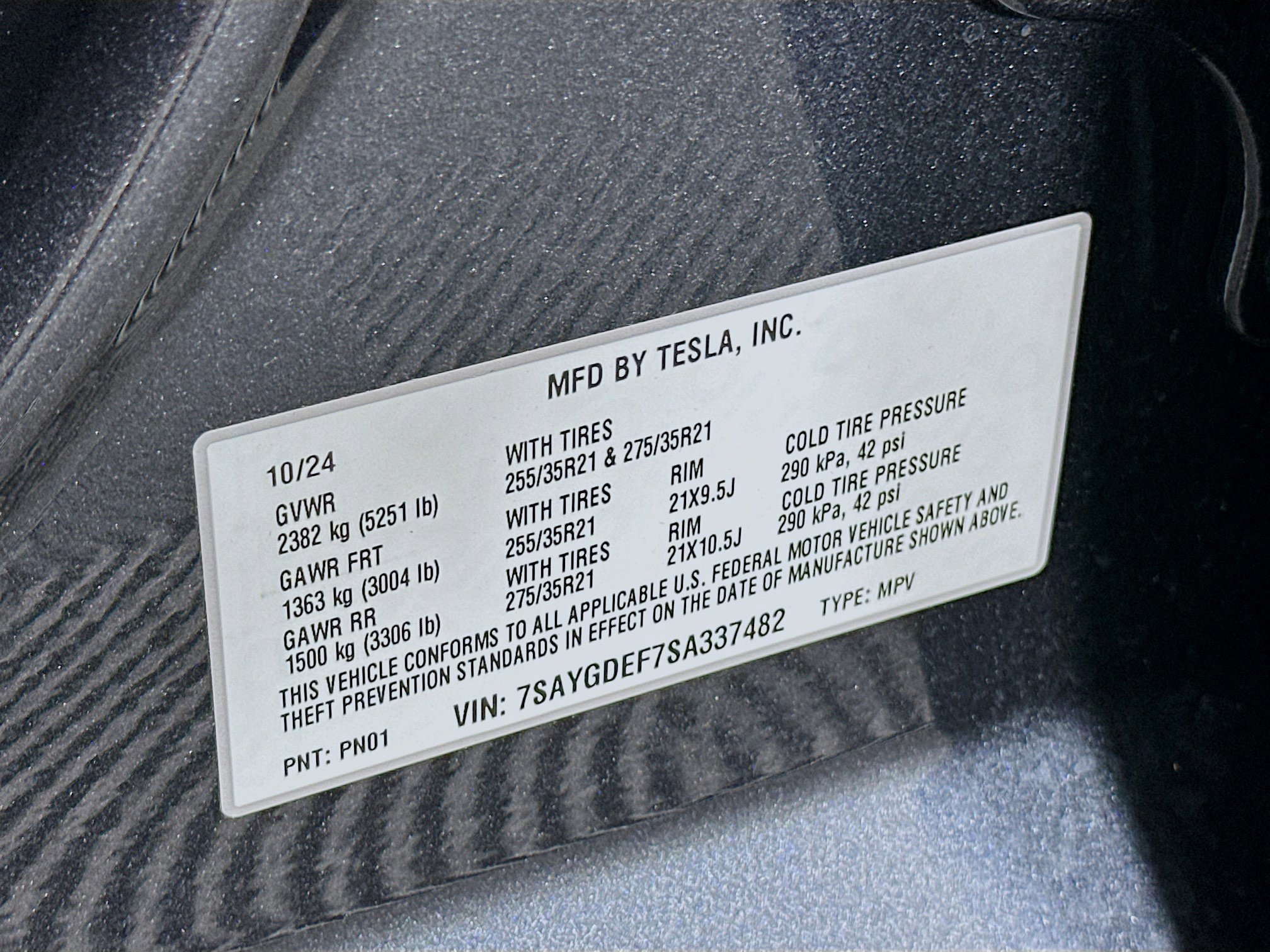 Used 2025 Tesla Model Y Performance image 12