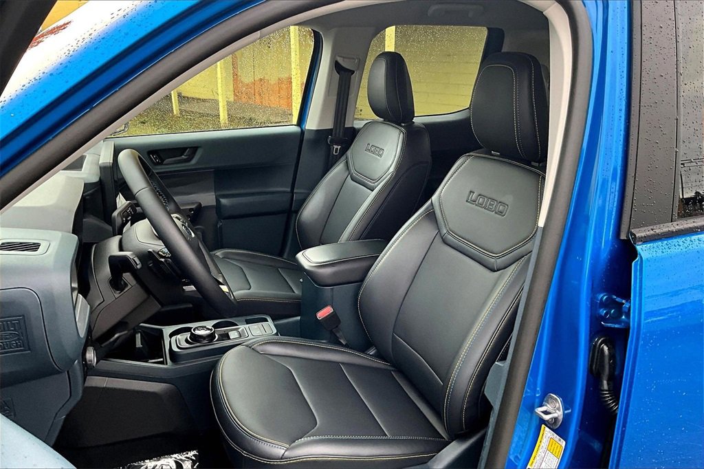 Used 2025 Ford Maverick Lobo image 8