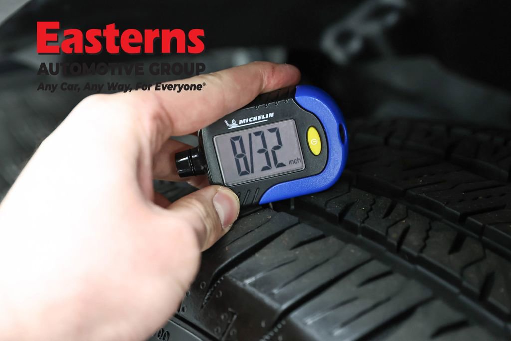 Used 2025 Jeep Wrangler Unlimited Sahara AWD/4WD image 23