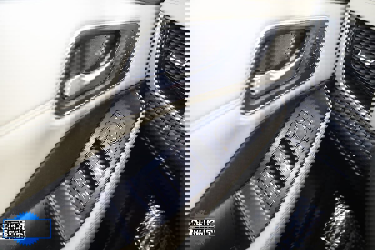 Used 2021 Nissan Rogue SL image 27