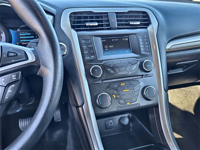 Used 2018 Ford Fusion S image 25