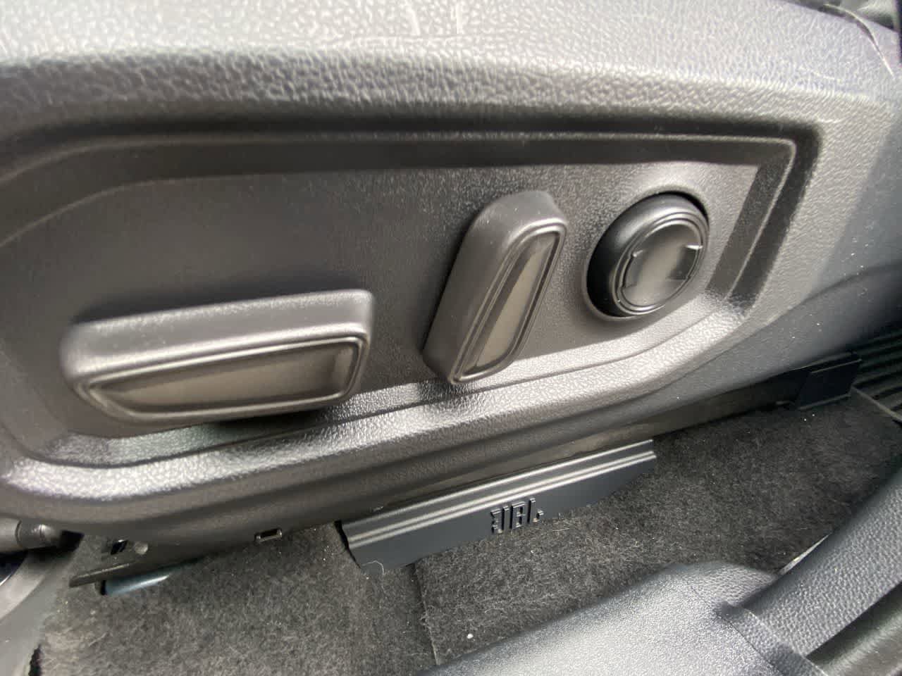 Used 2022 Toyota Tundra Limited w/ TRD Off-Road Package image 12