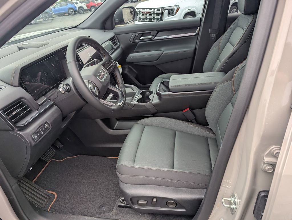 New 2026 GMC Terrain AT4 w/ Convenience Package III AWD/4WD image 13