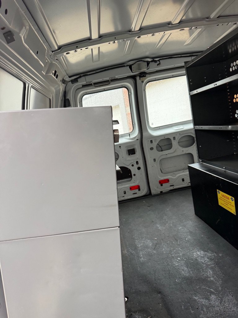 Used 2010 Ford E-250 and Econoline 250 RWD image 19