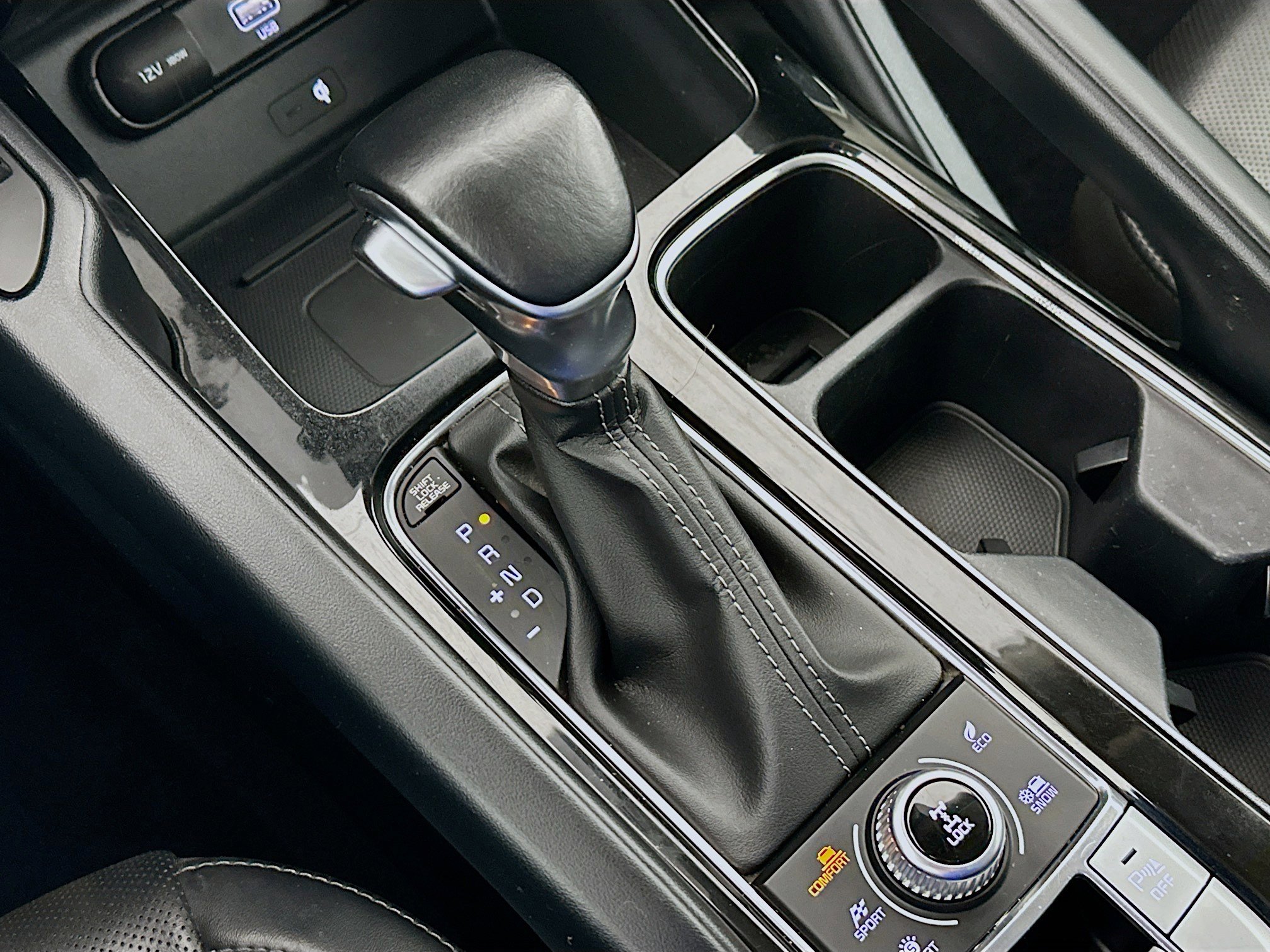 Used 2022 Kia Telluride S image 25