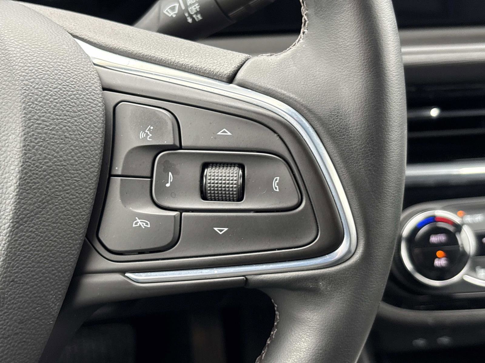 Certified 2024 Buick Envista Sport Touring w/ Convenience I Package image 19