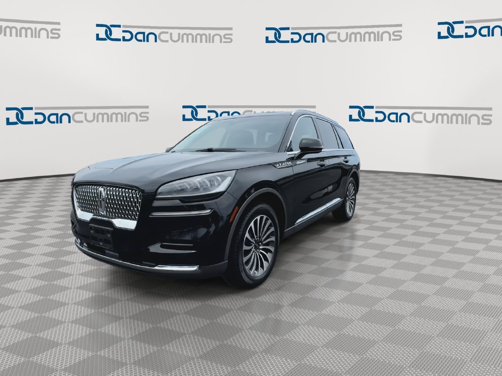 Used 2023 Lincoln Aviator AWD w/ Premium Package image 4
