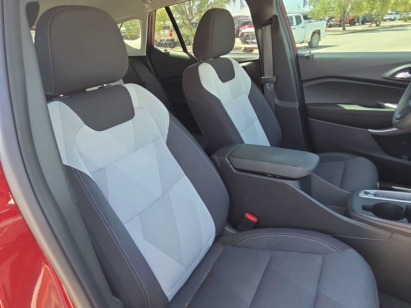 Used 2024 Chevrolet Trax LS FWD image 18