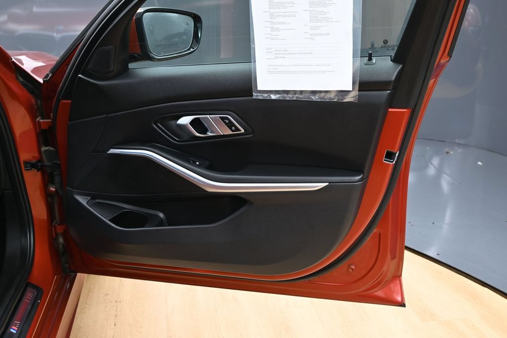 Used 2022 BMW 330e w/ M Sport Package RWD image 35