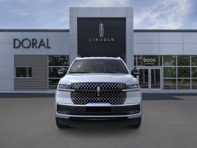 New 2026 Lincoln Navigator L Premier AWD/4WD image 6