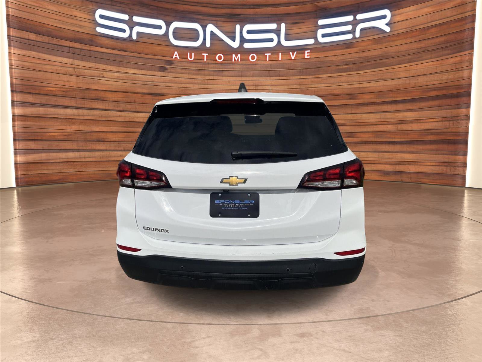 Used 2023 Chevrolet Equinox LS image 6