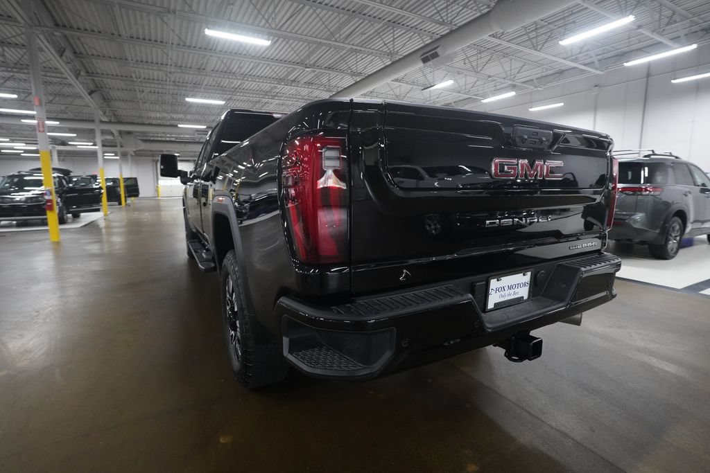 Used 2026 GMC Sierra 3500 Denali AWD/4WD image 34