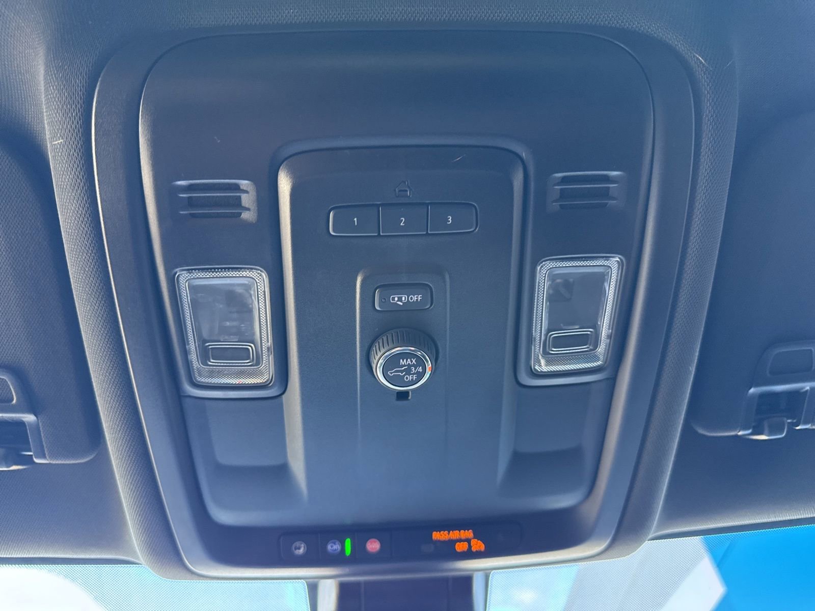 Used 2021 Chevrolet Suburban LT w/ Rear Media and Nav Package AWD/4WD image 32